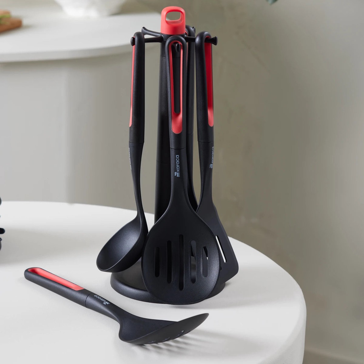 Karaca Marco 6-Piece Kitchen Utensil Set with Stand, Red
