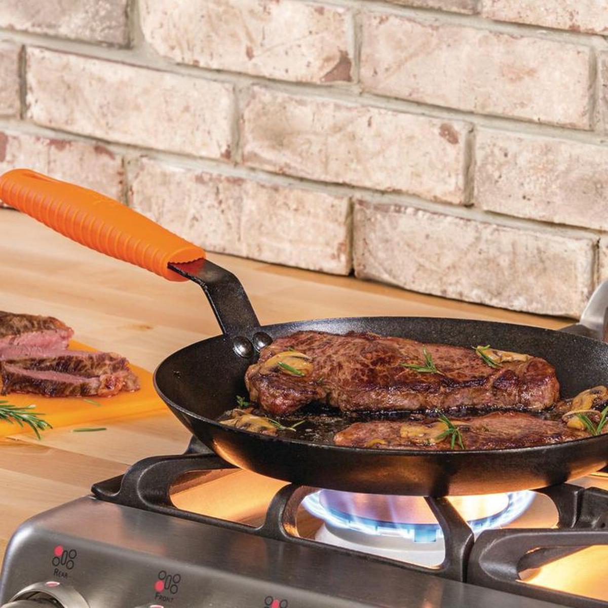 12 in Carbon Steel Skillet in Black with Comfort Grip Handle